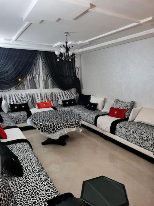 Rare Appartement De Vacances タンジェ エクステリア 写真